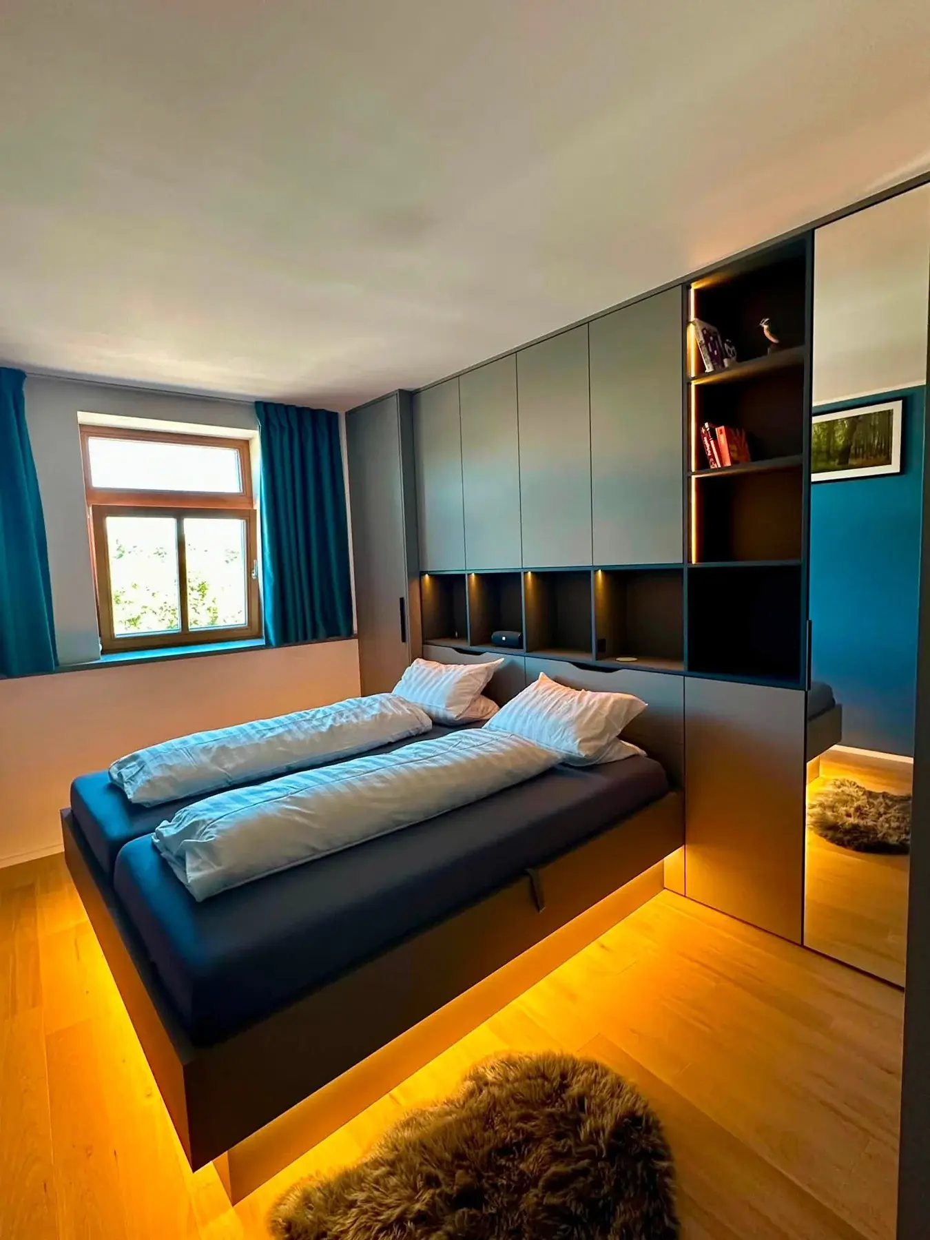Dormitorio con almacenamiento integrado: vista 1 del proyecto